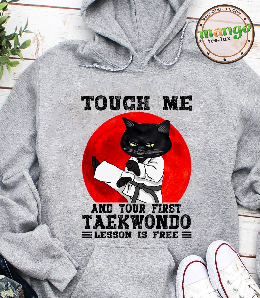 Touch me and your first taekwondo lesson is free