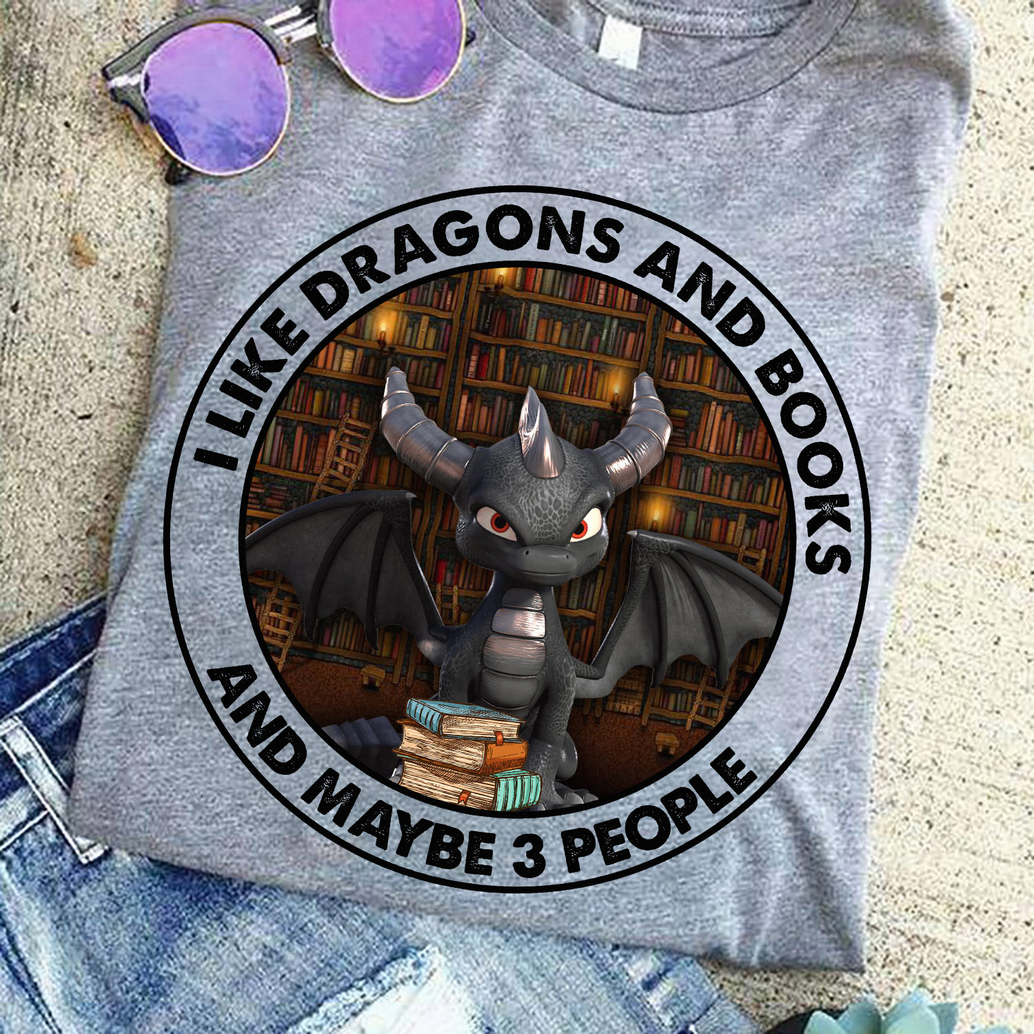 I like dragons and books and maybe 3 people - Night furry dragon
