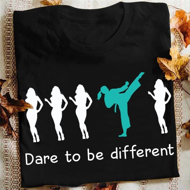 Dare to be different - Karate girl, different girl