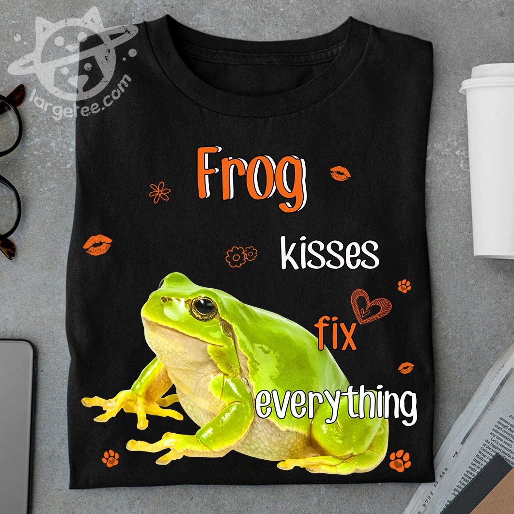 Frog kisses fix everything - T-shirt for frog lover