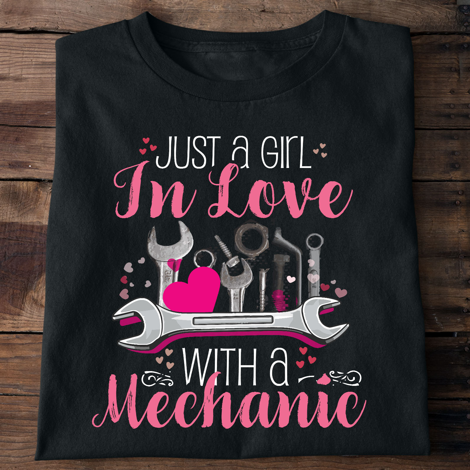 Just a girl in love with a mechanic - Mechanic the job