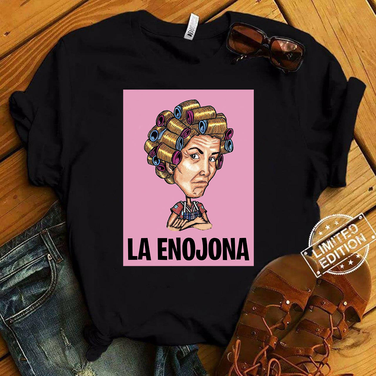 La Enojona - Old woman