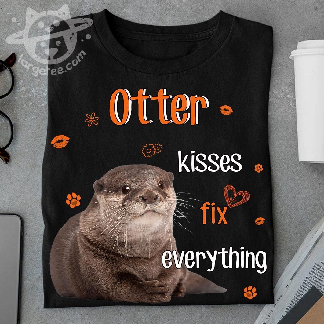 Otter kisses fix everything