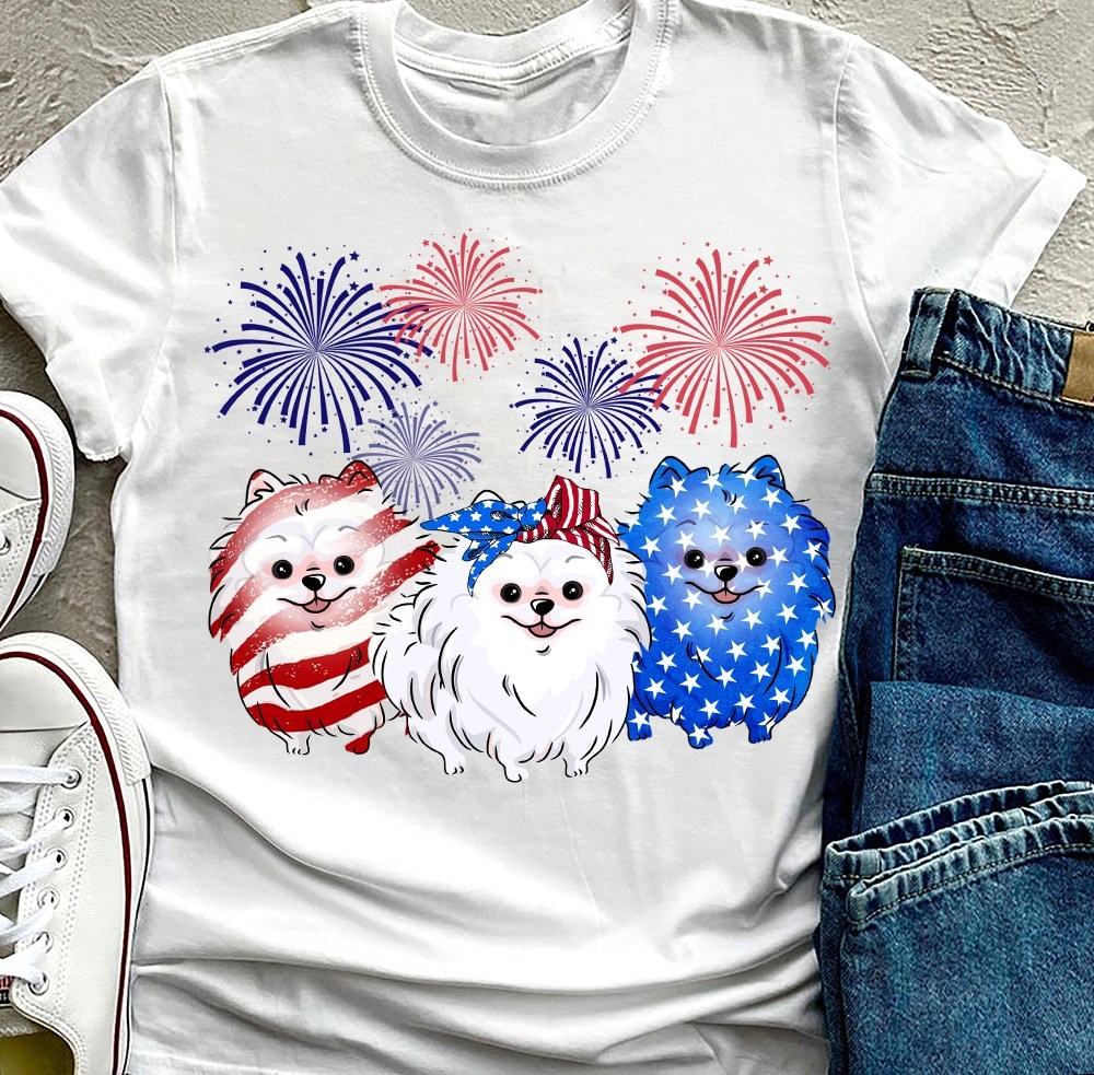 Pomeranian dog and america flag - Dog lover