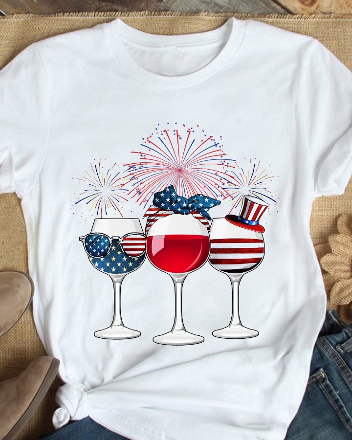 Wine lover - America flag, the independence day