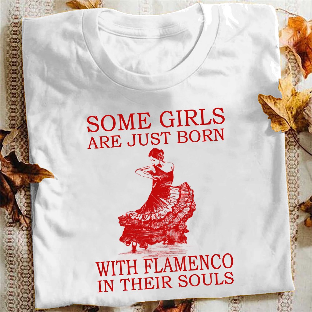 Some girls are just born with flamenco in their souls - Women dancing flamenco
