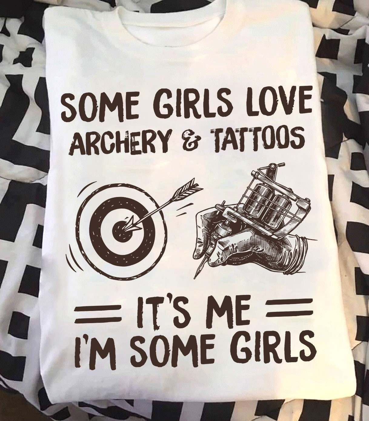 Some girls love archery and tattoos - Archery girls, tattoo lover