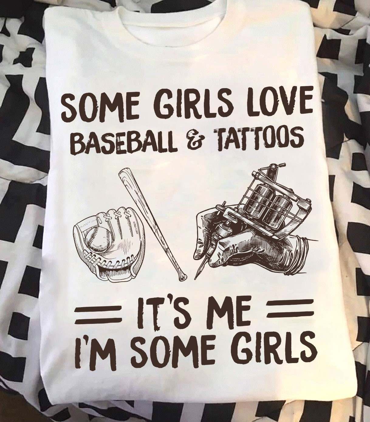 Some girls love baseball and tattoos - Baseball girls, tattoo lover