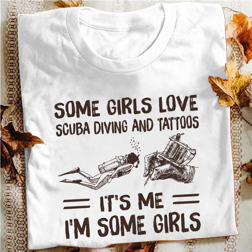Some girls love scuba diving and tattoos - Tattoo woman