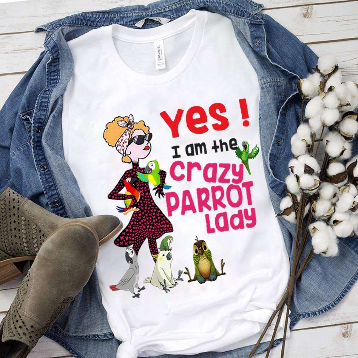 Crazy Parrot Woman - Yes i am the crazy parrot lady