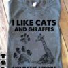Cats Giraffes - I like cats and giraffes and maybe 3 people