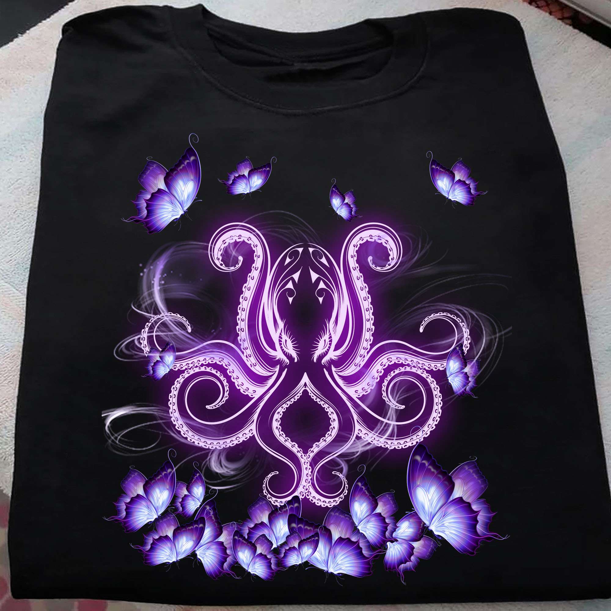 Octopus and butterflies - Octopus lover, animal lover