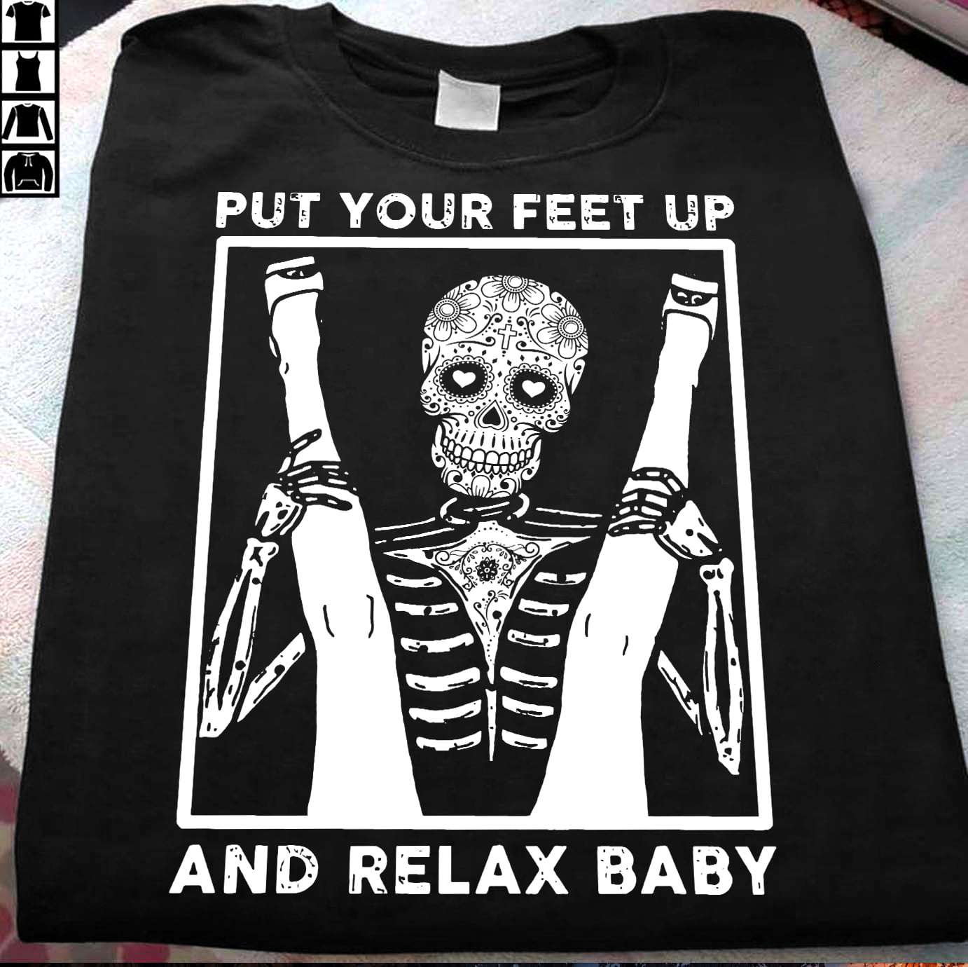 Put your feet up and relax baby - Evil skull, woman legs