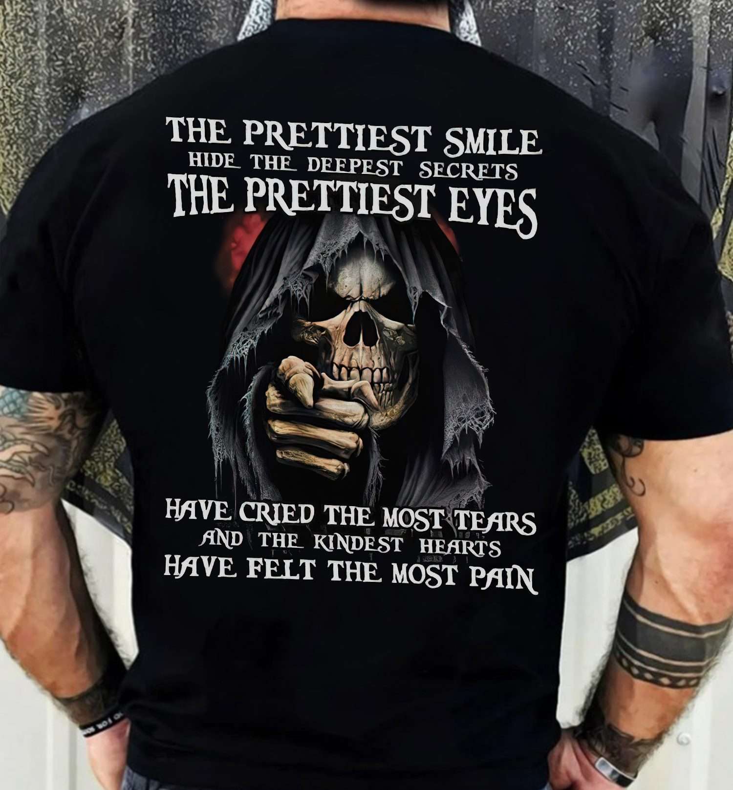 Evil Skull - The prettiest smile hide the deepest secrets the prettiest eyes