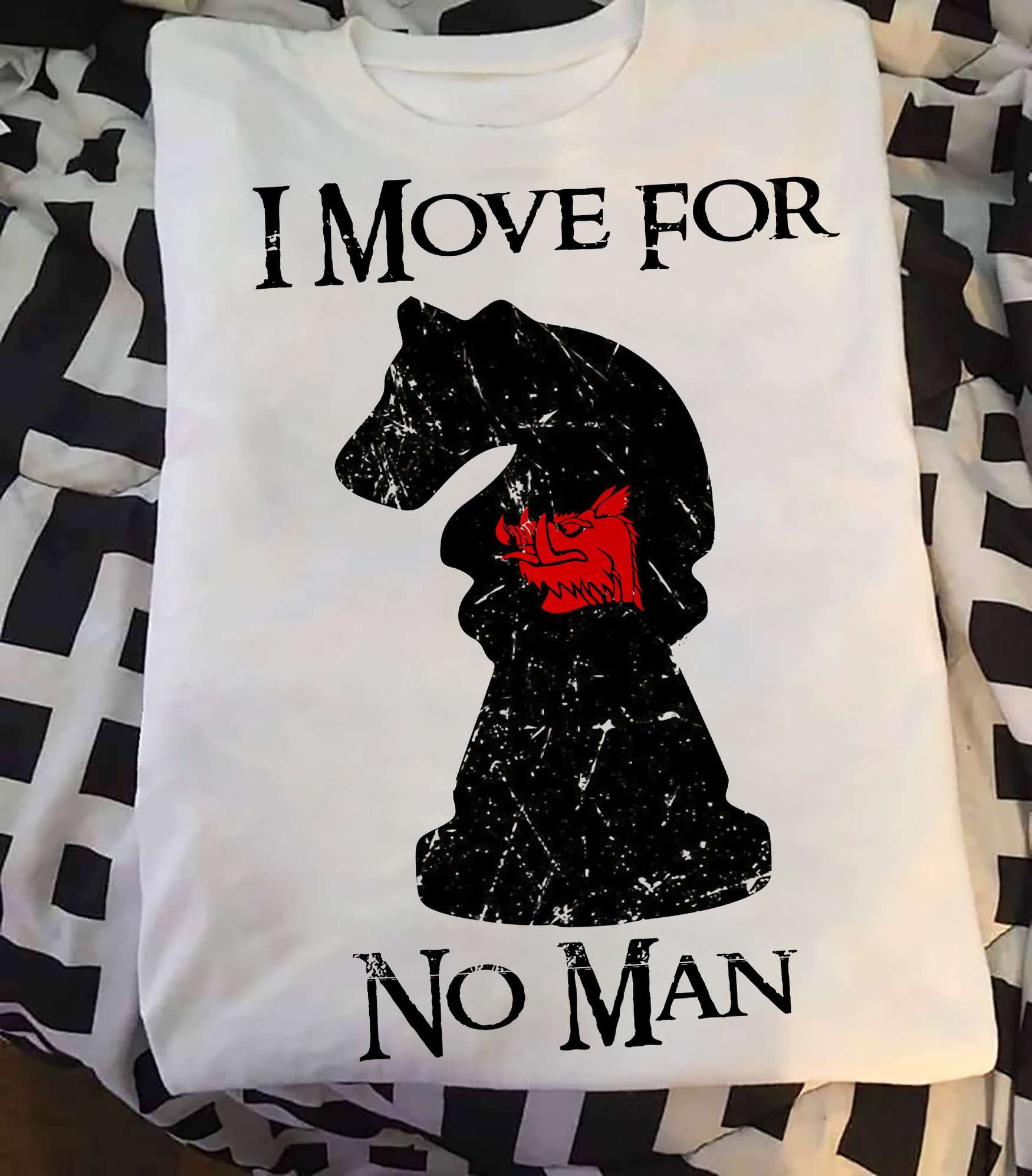 Horse In Chess - I move for no man