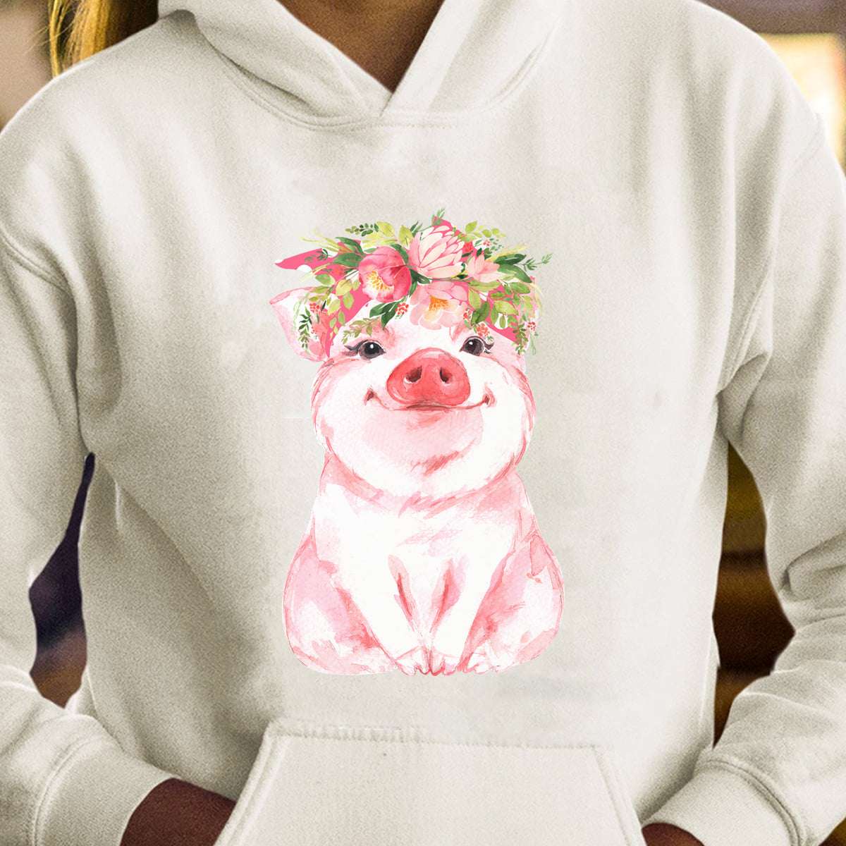 The Pig Tees Gifts - Pig with garland
