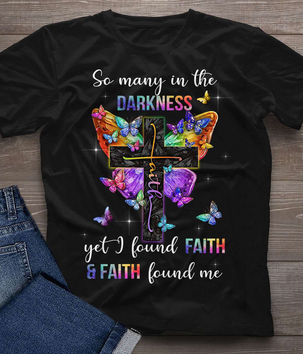 Butterfly God's Cross - So many in the darkness yet i found faith and faith found me