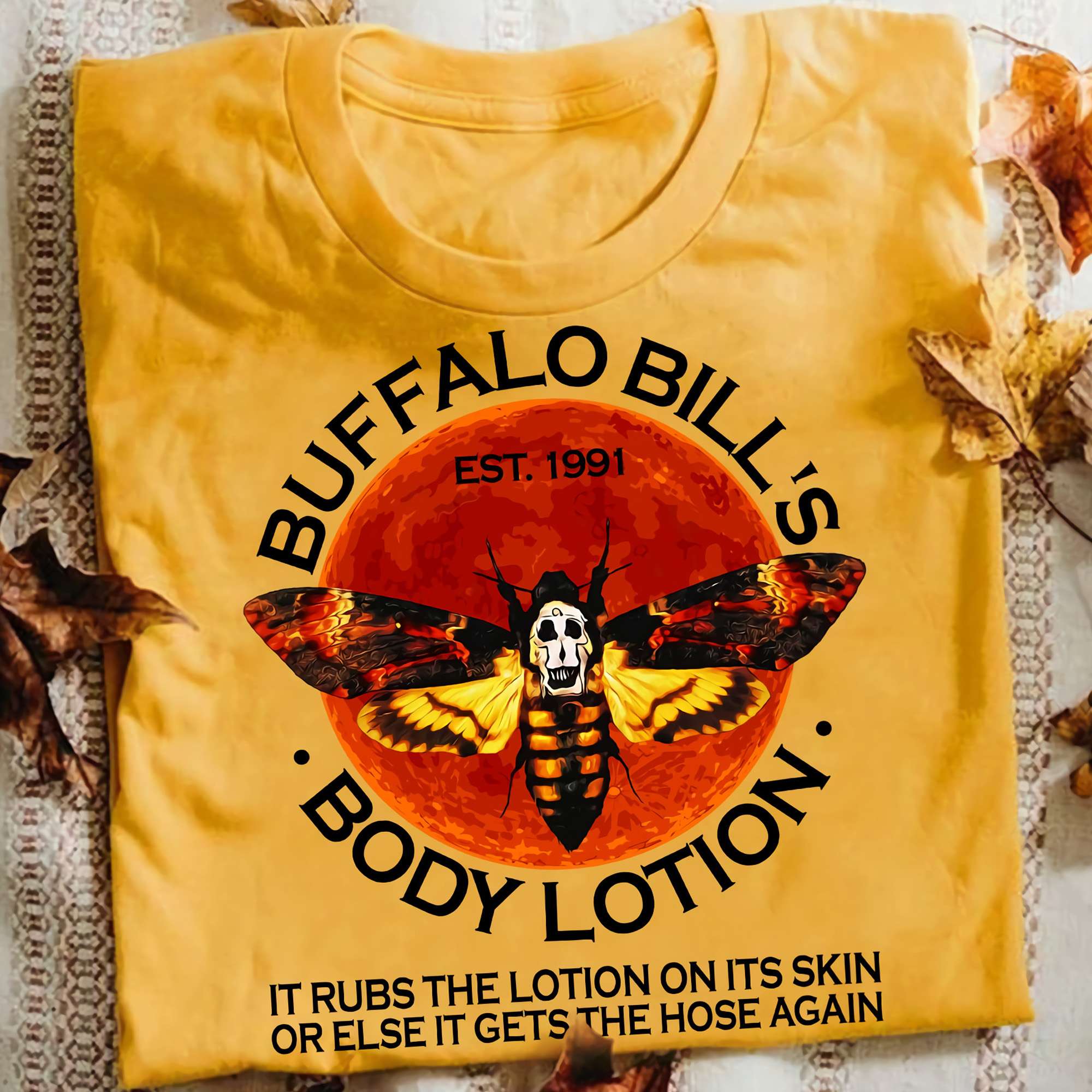 Buffalo Bill's Body Lotion - It rubs the lotion on its skin or else it gets the hose agian