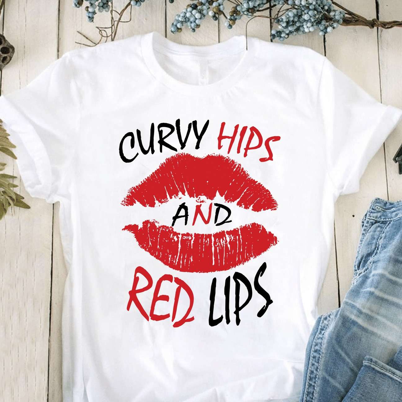 Curvy hips and red lips - Woman red lips