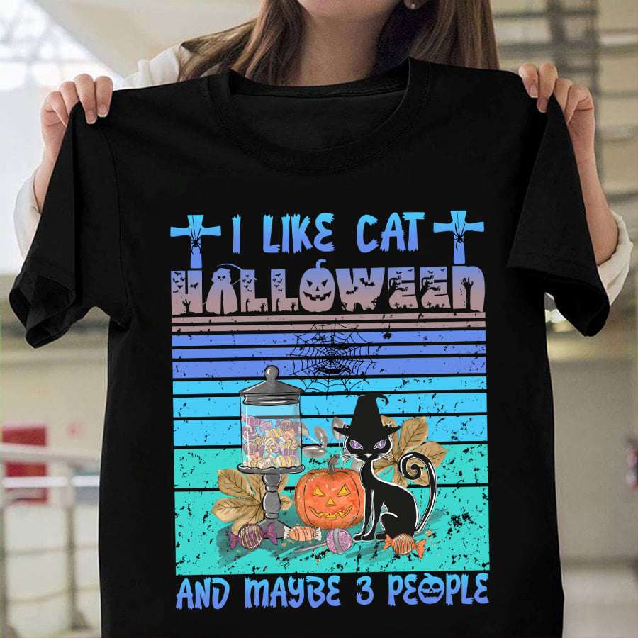 I like cat halloween and maybe 3 people - Happy Halloween, Halloween candy and cat