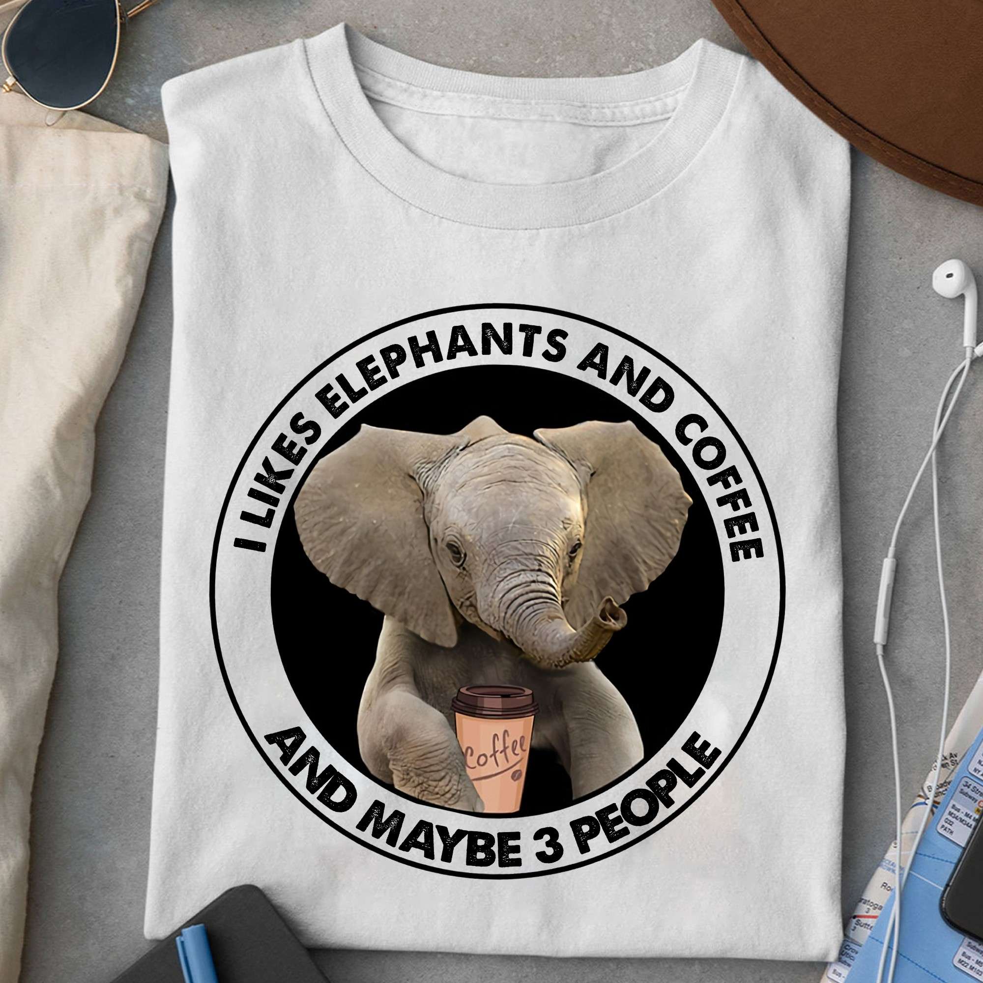 I like eplephants and coffee and maybe 3 people - Coffee addiction, elephant gorgeous animal