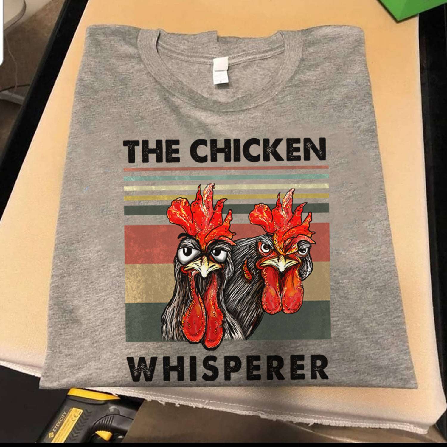 The chicken whisperer - Chicken peckers, grumpy animal