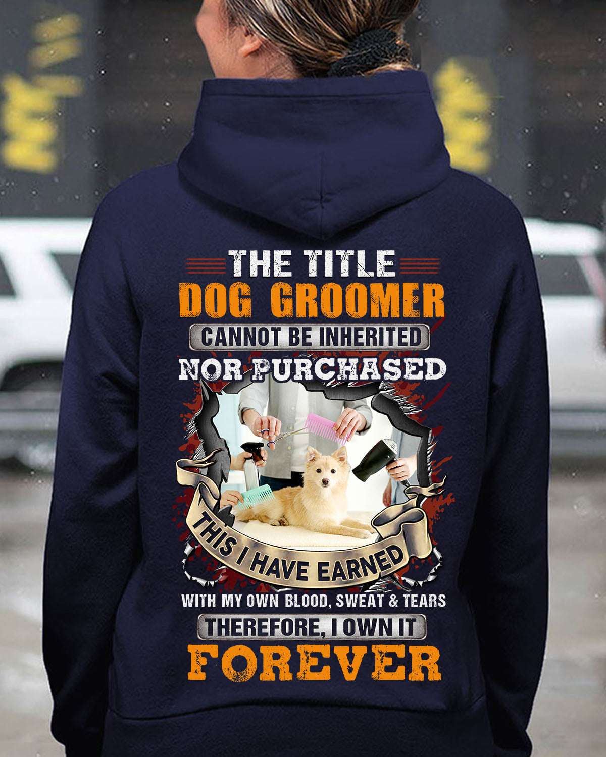 The title dog groomer cannot be inherited nor purchased - Dog groomer the job, caring dog