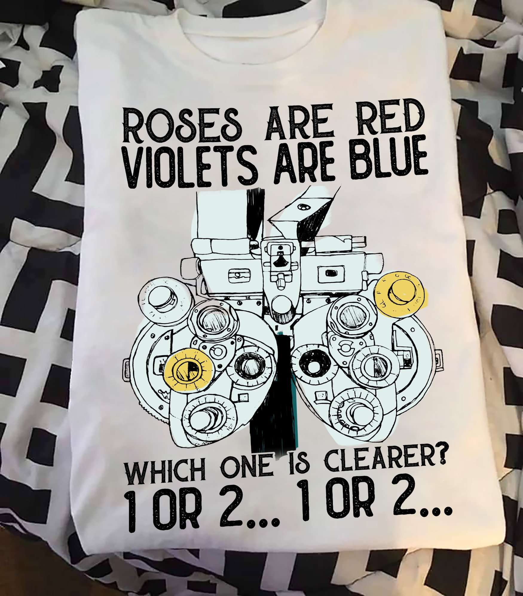 Eye Testing Machine - Roses are red violets are blue which one is clearer 1 or 2 1 or 2