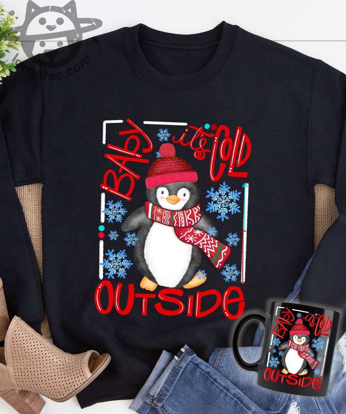 Penguin With Christmas Hat, Christmas snow - Baby it's cold outside