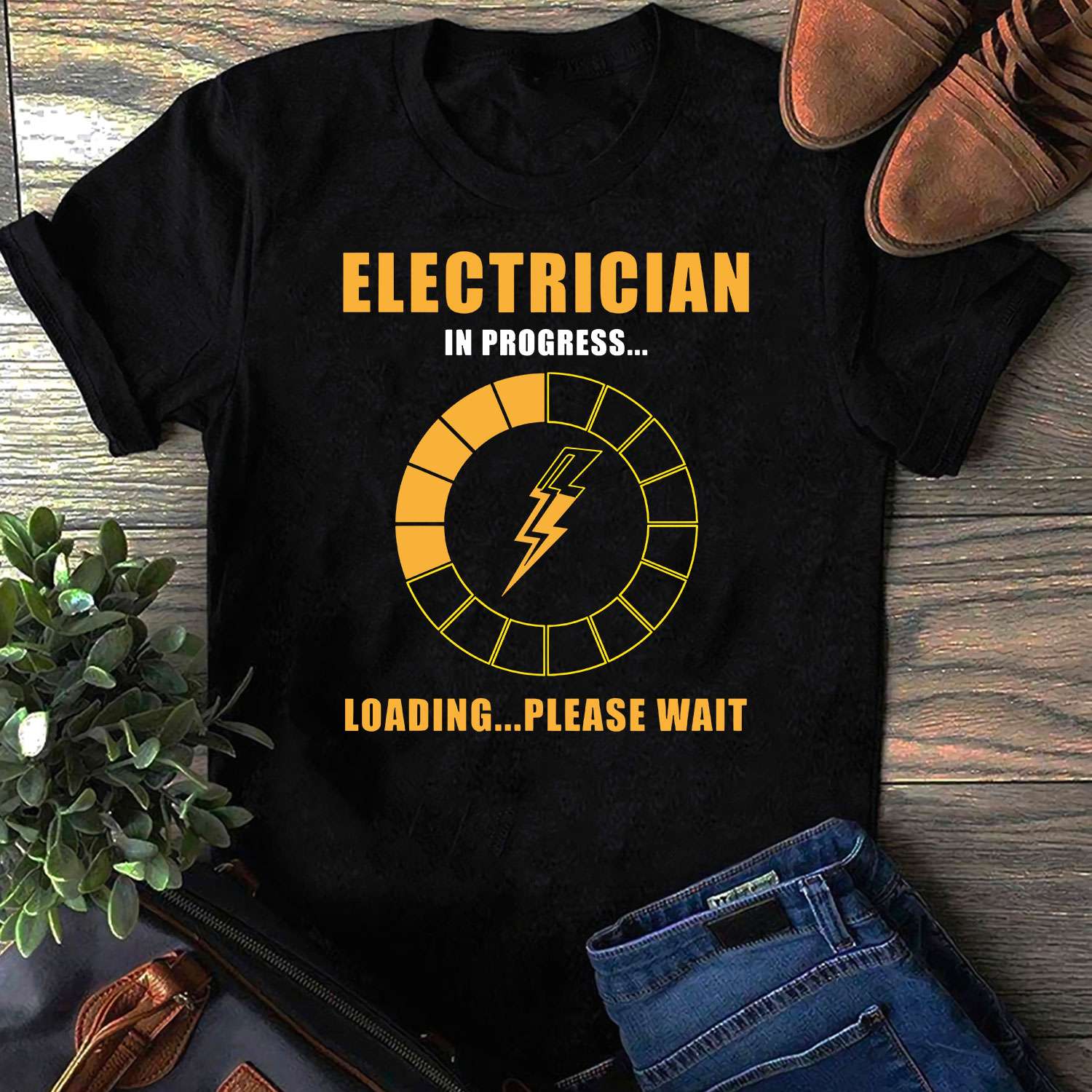 Eletrician in progress - Line man's gift, T-shirt for electrician