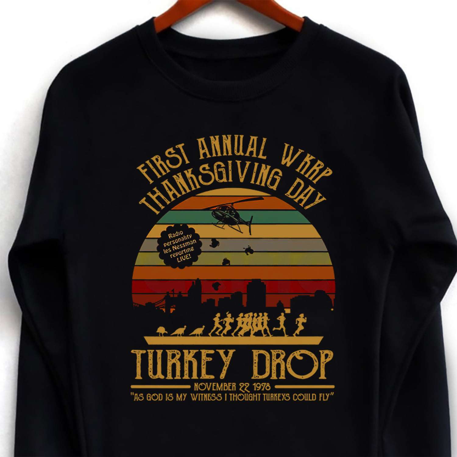 First annual wkrp thanksgiving day - Turkey drop, Helicopter drop Turkey, Turkey for Thanksgiving day