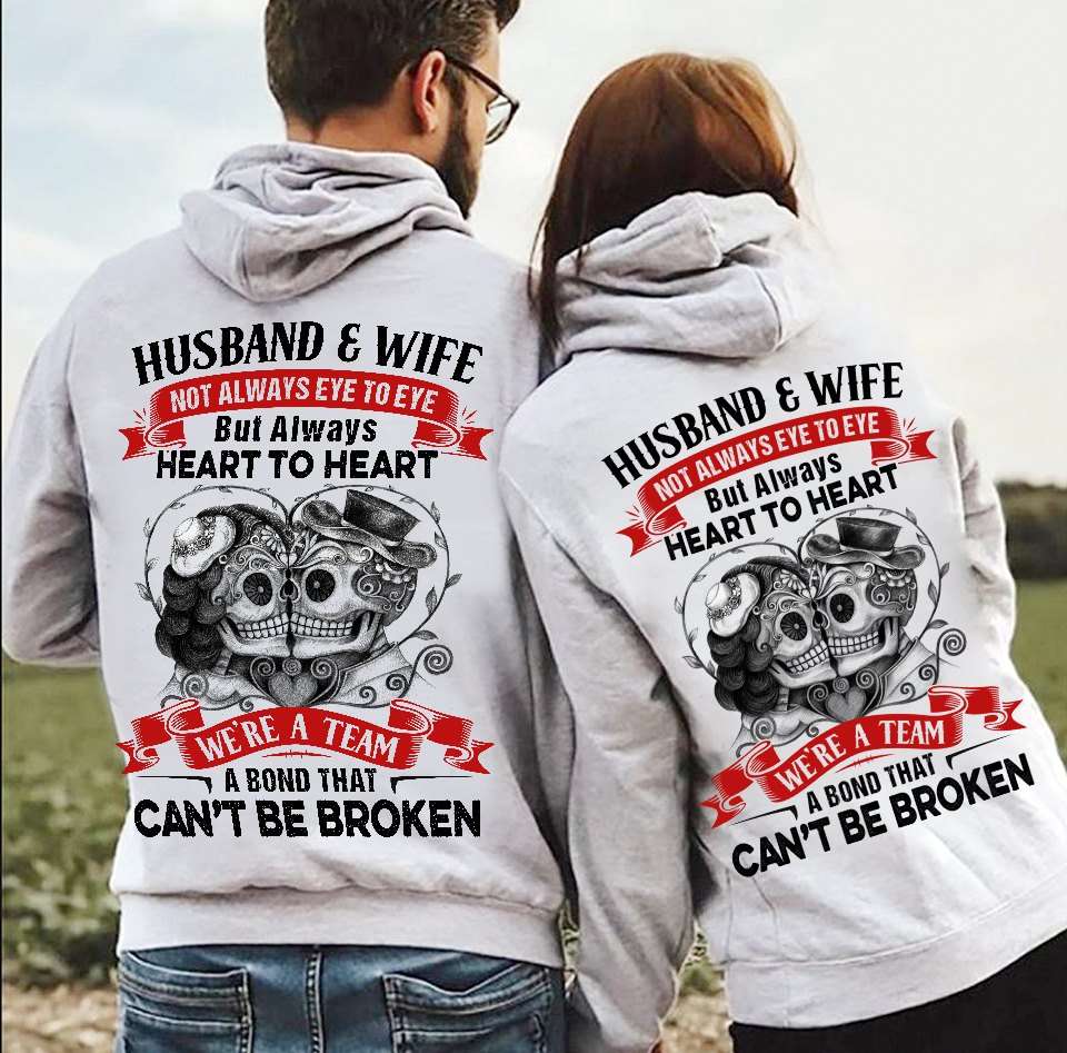 Husband and wife not always eye to eye but always heart to heart - Skull couple