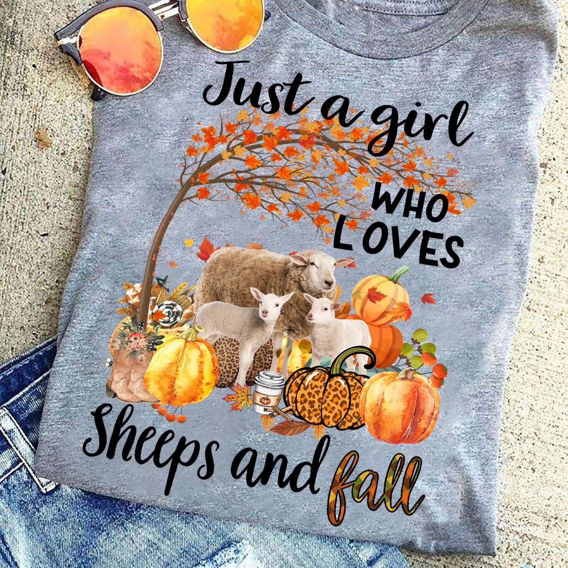 Just a girl who loves sheep and fall - Fall the wonderful season, sheep and pumpkin