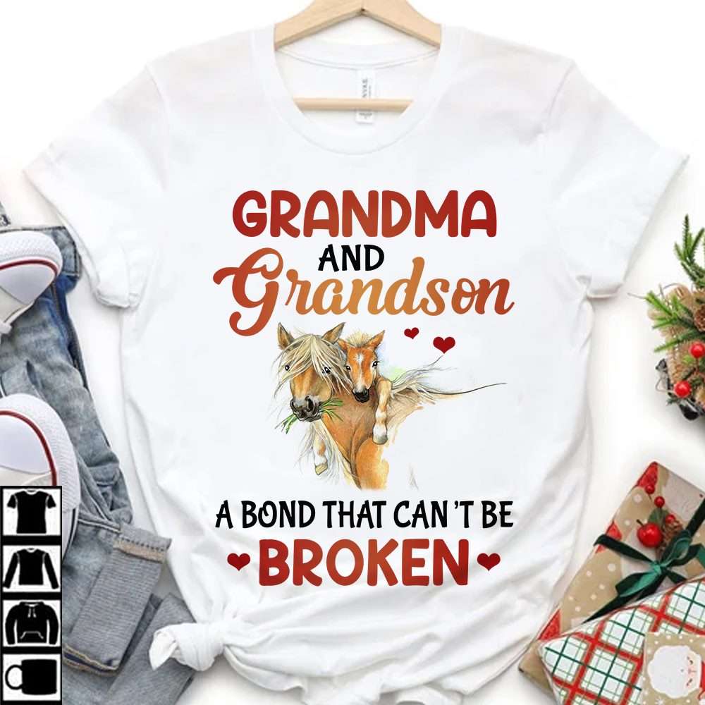 Giraffe Family - Grandma and grandson a bond that can't be broken