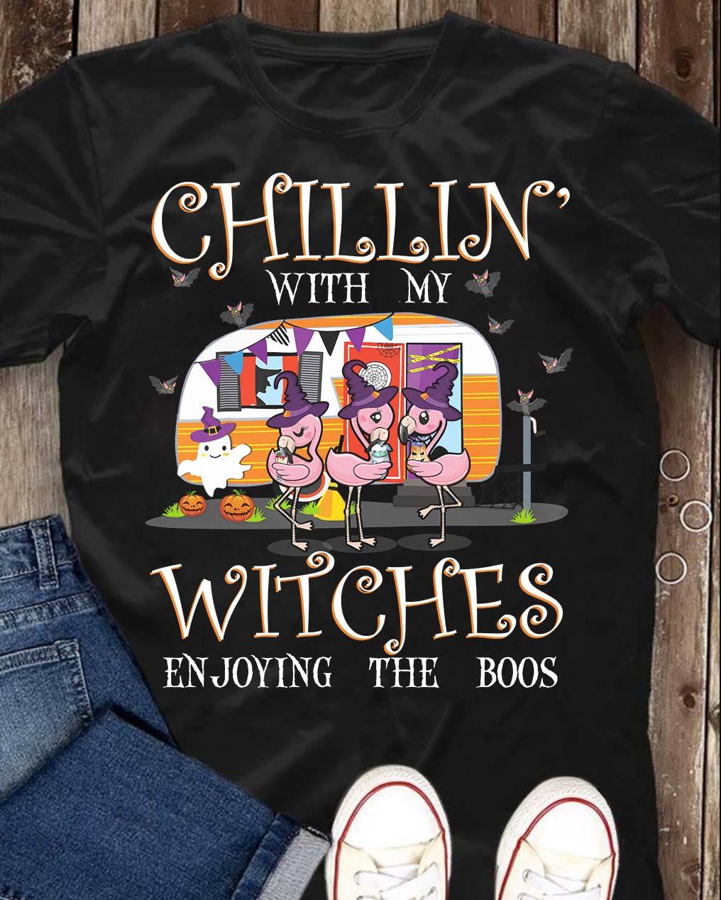 Halloween Camping Flamingo - Chilln' with my witches enjoying the boos