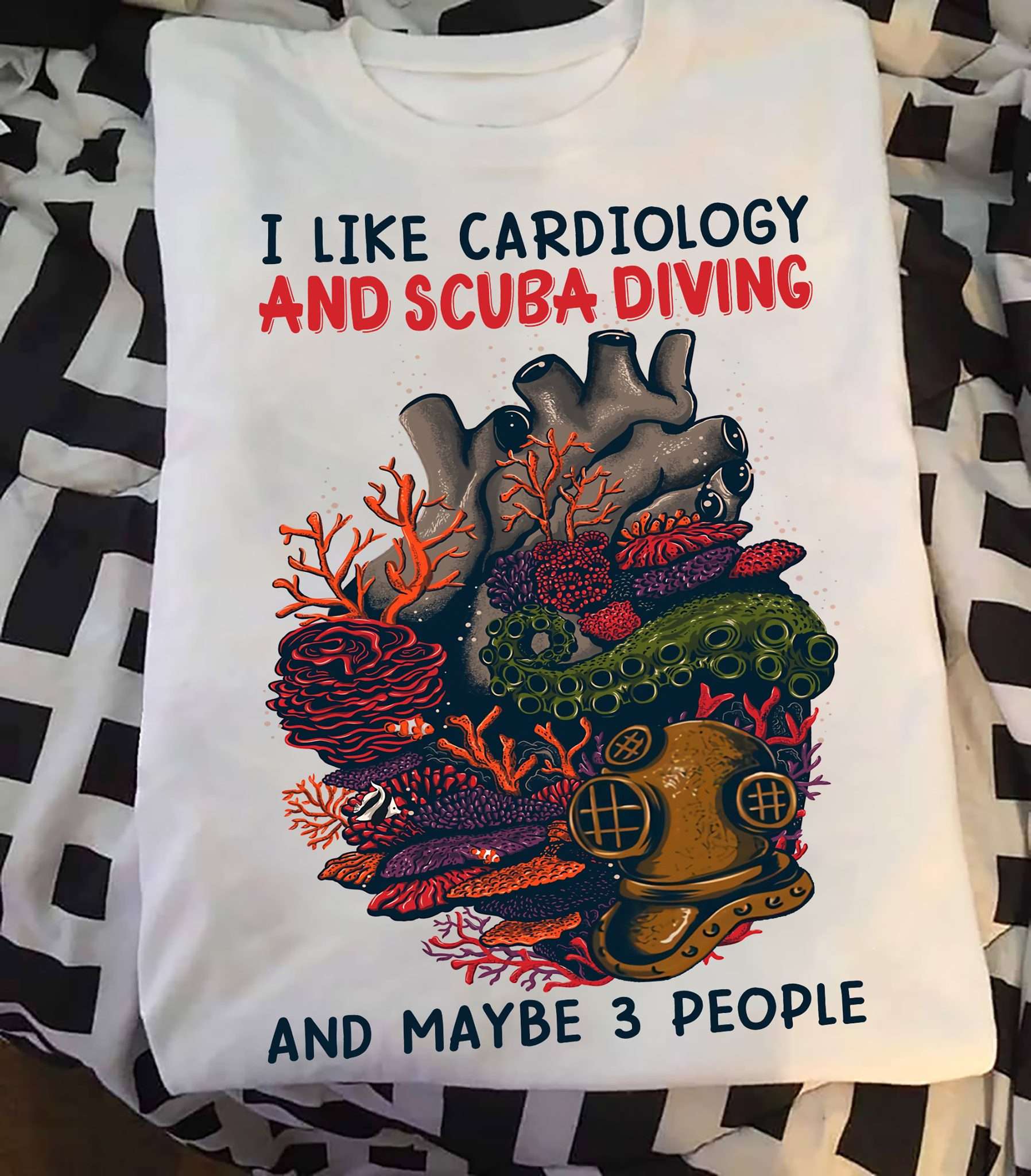 Cardiology Scuba Diving - I like cardiology and scuba diving and maybe 3 people