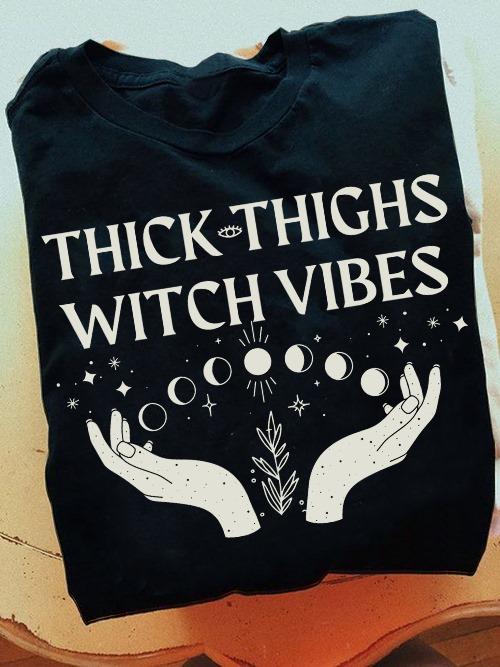 Witches Esoteric, Funny Witches Halloween Costume - Thick thighs witch vibes