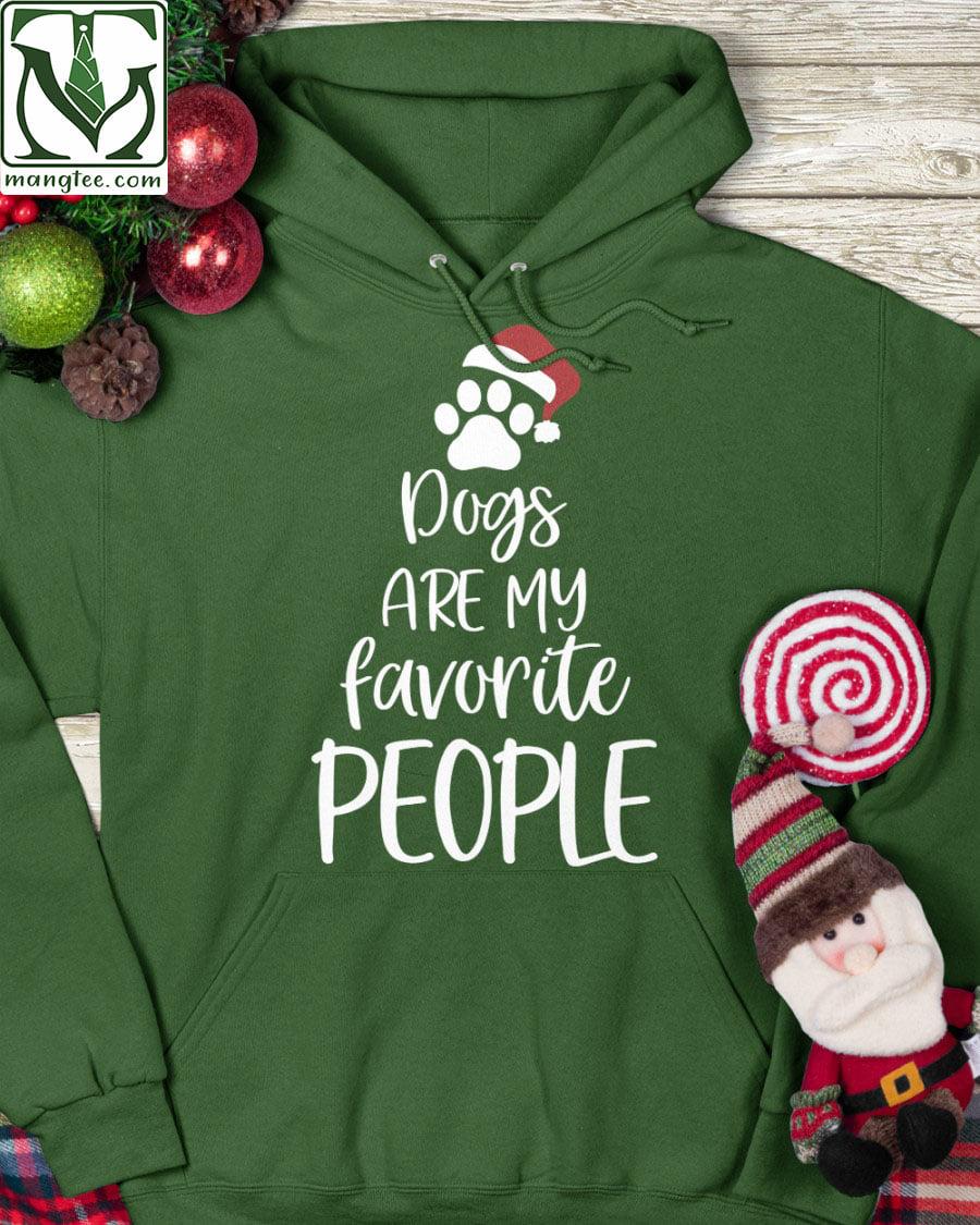 Dogs are my favorite people - Christmas day tree, social distancing lifestyle
