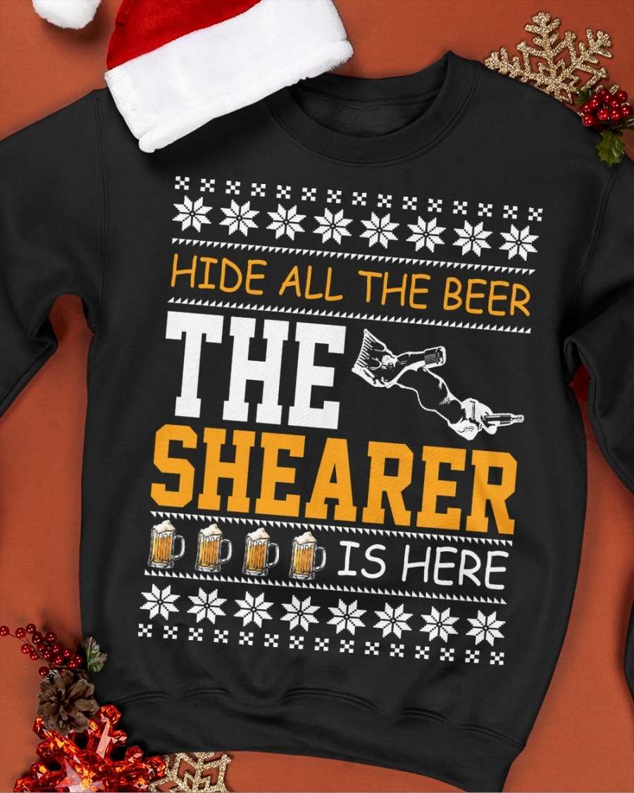 Hide all the beer, the shearer is here - Sheep shearer the job, shear and beer