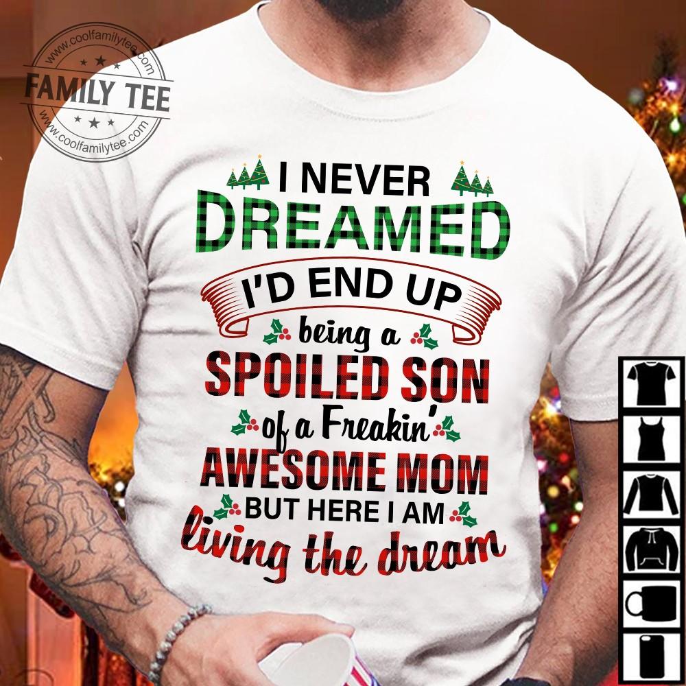 https://fridaystuff.com/wp-content/uploads/2021/11/I-never-dreamed-Id-end-up-being-a-spoiled-son-of-a-freakin-awesome-mom-Christmas-gift-for-mother-Christmas-day-ugly-sweater.jpg
