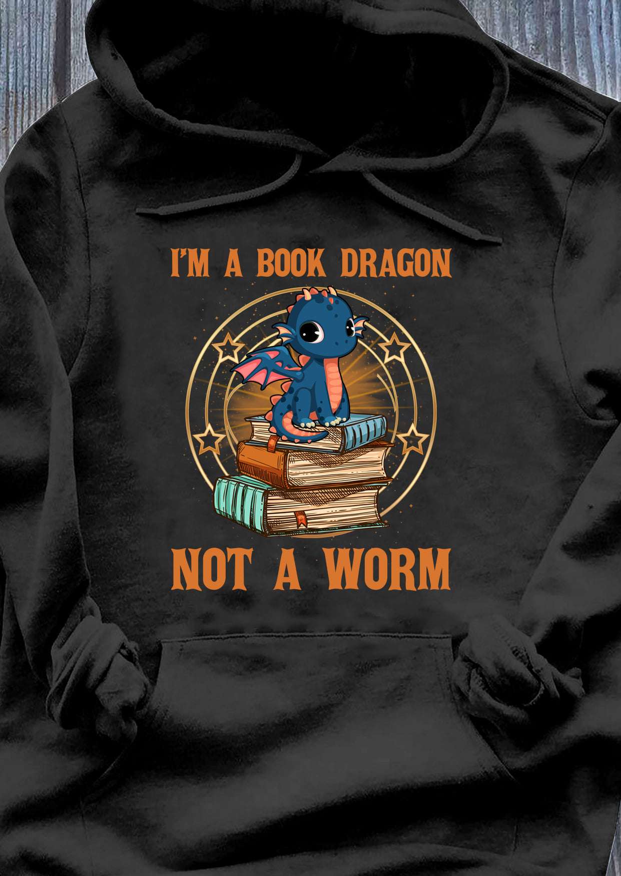 I'm a book dragon not a worm - Gift for bookaholic, Dragon and books