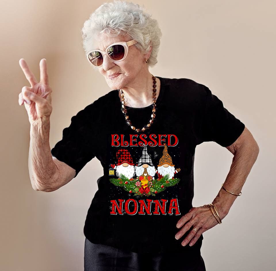 Blessed Nonna - Gorgeous garden gnome, Thanksgiving T-shirt