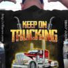 Keep on truck - Trucker the job, T-shirt for truck driver, giant red truck