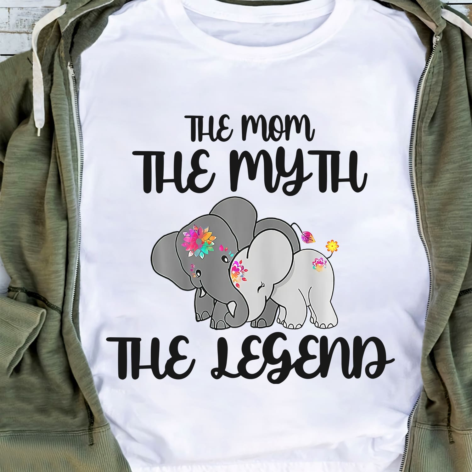 The mom - The myth, the legend, elephant family T-shirt