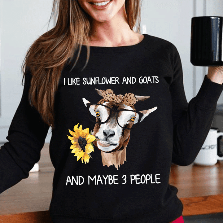 I like sunflower and goats and maybe 3 people - Gift for goat lover