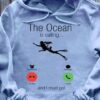 The ocean is calling and I must go - Gift for scuba diver, woman go scuba diving